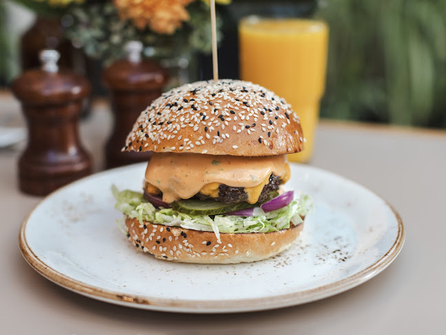 377 Belgrave-Gembrook Rd, Emerald VIC 3782