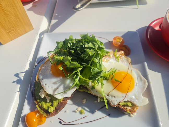 The Happy Wife - Hospitality and gastronomy