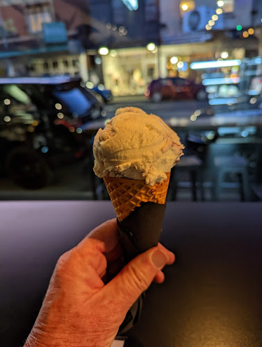 Comentarii opinii despre Black Waffle