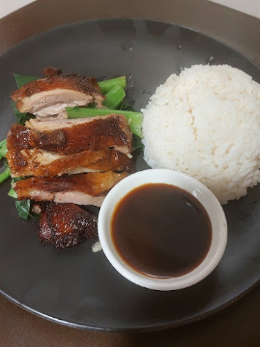 Em Thai - Hospitality and gastronomy