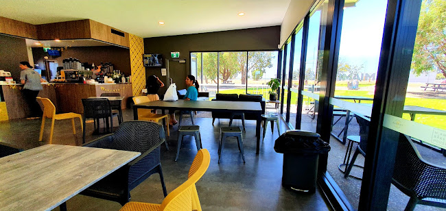 Comentarii opinii despre Miami Bakehouse Myalup