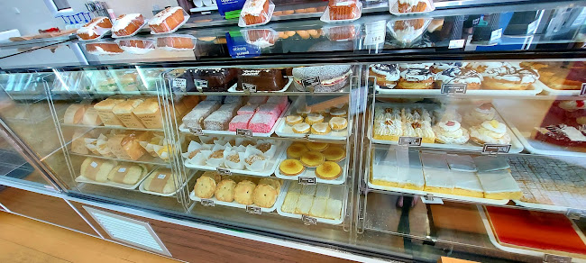 Centre Bakery - Sale