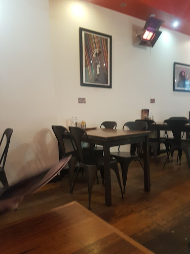 Comentarii opinii despre Inland Cafe