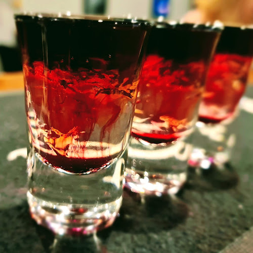 Comentarii opinii despre Bottlerocket Bar & Cafe