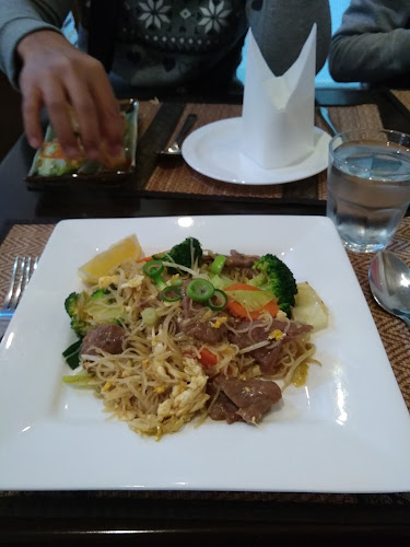 Muang Thong - Golden City Thai Restaurant - Bendigo