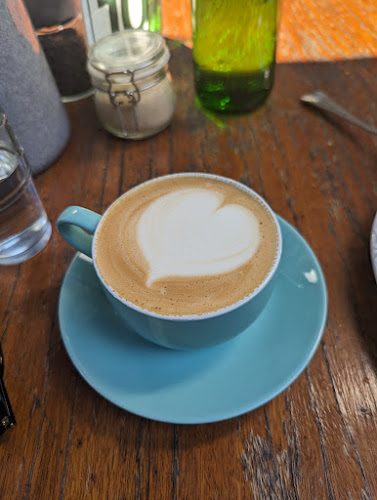 Comentarii opinii despre House of Hubert