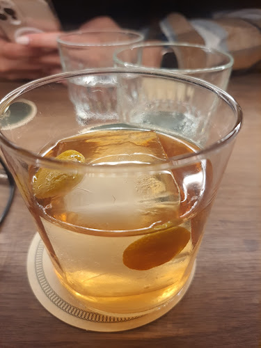 Comentarii opinii despre Maybe Mae