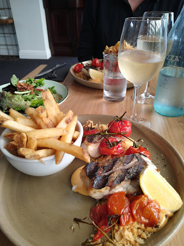 Opinii despre Paradise Valley Hotel în Melbourne - Hospitality and gastronomy