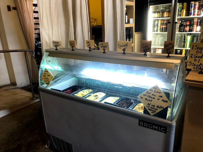 Donkey Fried Chicken, Kyneton - Hospitality and gastronomy