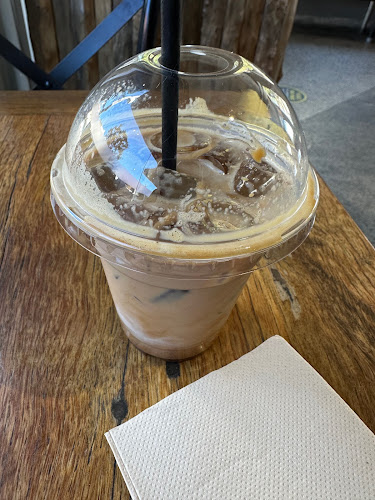 Pete's Artisan Bread and Cafe - Hospitality and gastronomy