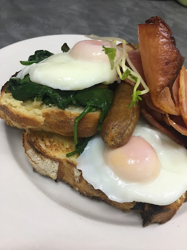 Opinii despre Paper Chase Cafe în Bairnsdale - Hospitality and gastronomy