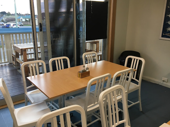 Comentarii opinii despre Strait Off The Boat