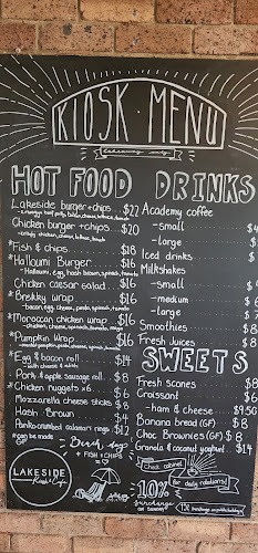 Lakeside Kiosk & Cafe - Hospitality and gastronomy