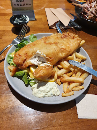 The Oaks Hotel - Hospitality and gastronomy