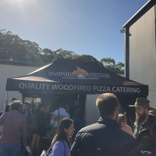 Flamin Pizzas - Hospitality and gastronomy