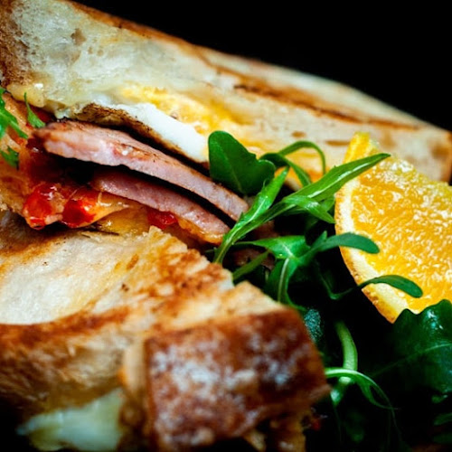 Comentarii opinii despre Steam & Cedar