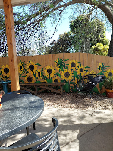 The Golden Fleece Cafe