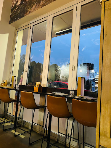 Locale Mio - Guildford