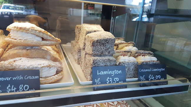 Three Loaves Bakehouse - Hospitality and gastronomy