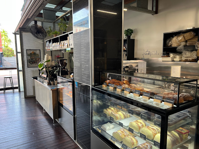 Comentarii opinii despre COFFEE MAN