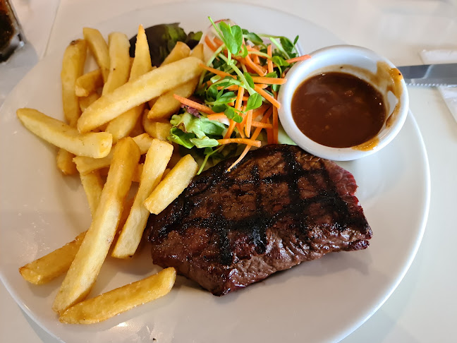 Comentarii opinii despre Pelican Waters Tavern