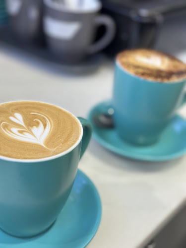 90 Middle St, Cleveland QLD 4163