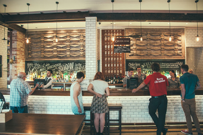 543 Coronation Dr, Toowong QLD 4066