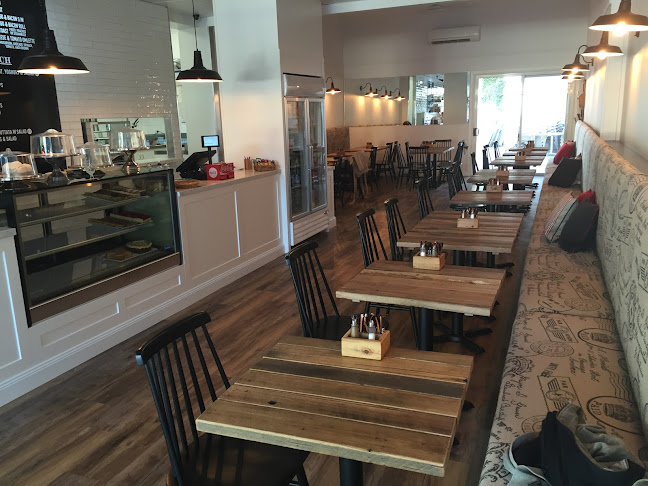 Woodys Cafe - Hospitality and gastronomy