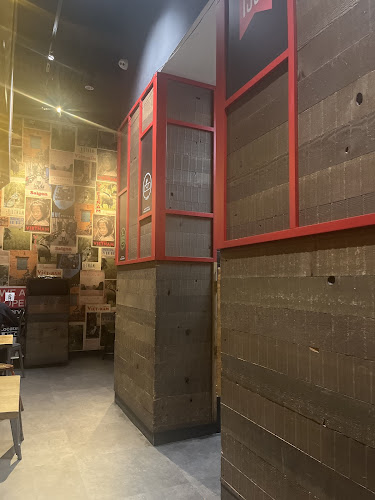 Roll'd Fountain Gate - Hospitality and gastronomy