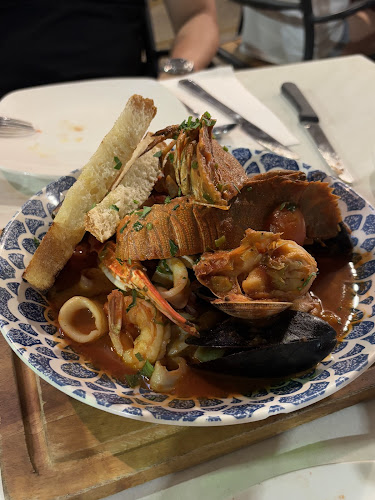 Opinii despre Villa Romana în Cairns City - Hospitality and gastronomy