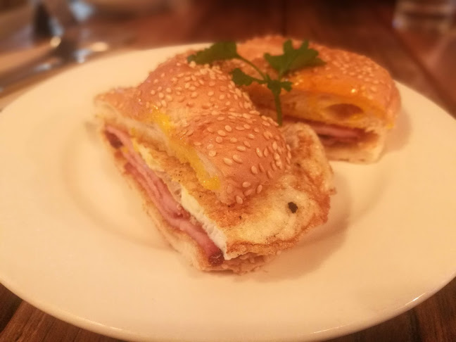 Comentarii opinii despre Woodys Cafe