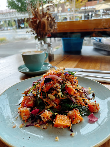 Country Heart Cafe - Hospitality and gastronomy