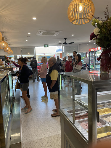 60 Burnett St, Buderim QLD 4556