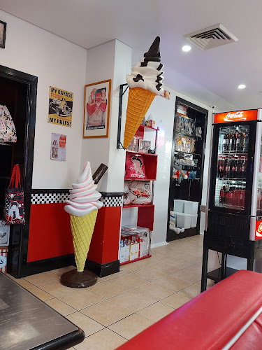 Dynasty's Rockabilly - Hospitality and gastronomy