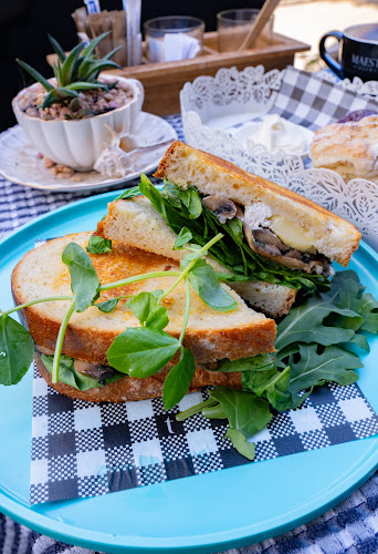 Angel Sussurri Restaurant and Manor House - Sydney