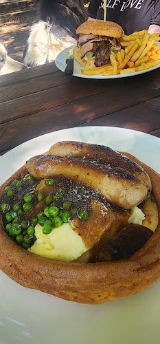 Comentarii opinii despre Last Drop Elizabethan