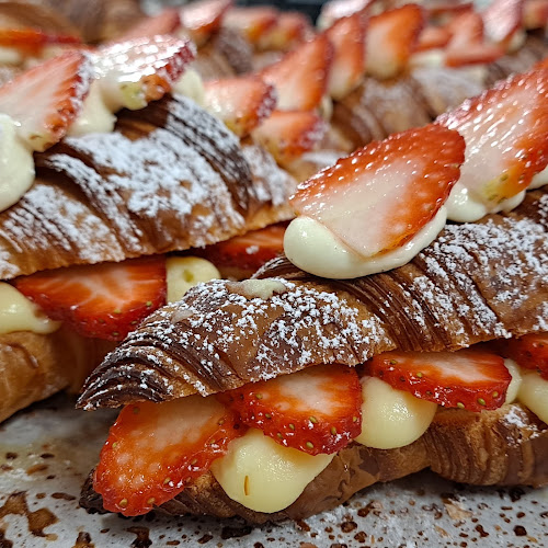 215 Montague Rd, West End QLD 4101