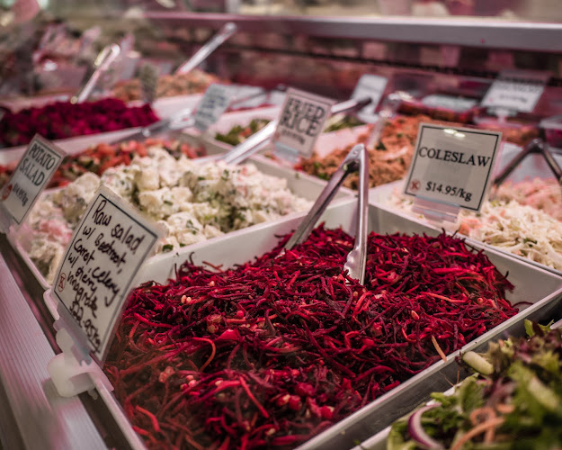 Knights Deli - Hospitality and gastronomy