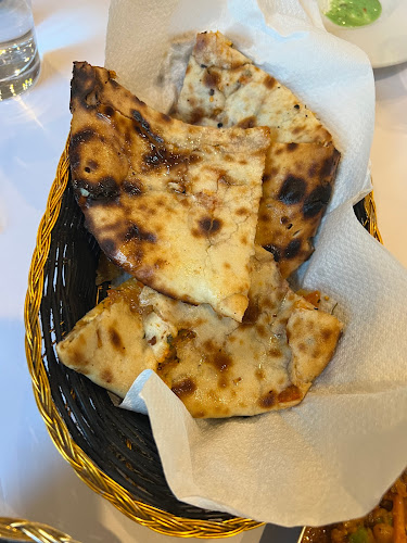 Comentarii opinii despre Maharaja Authentic Indian Restaurant