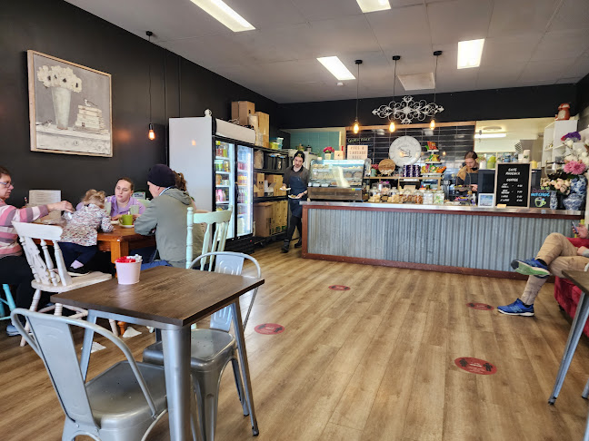 Cafe Phoenix - Wagga Wagga