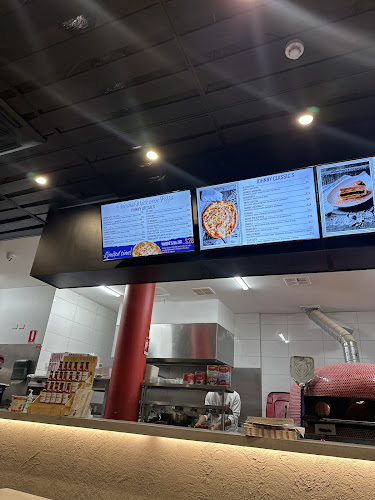 Opinii despre Johnny Gio's Pizza Waterloo în Waterloo - Hospitality and gastronomy