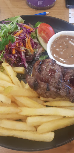 Opinii despre The Four Mile Creek Hotel în Strathpine - Hospitality and gastronomy