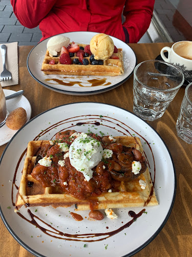 Comentarii opinii despre Waffle On Cafe