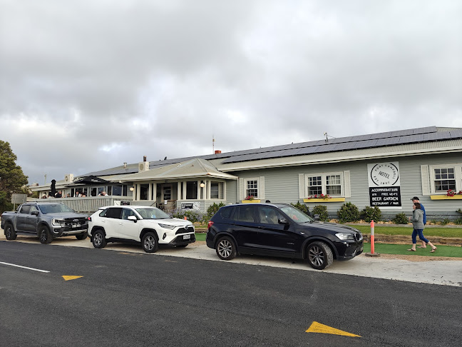 Port Campbell Hotel - Melbourne