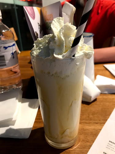 Burger Urge (South Bank) - Hospitality and gastronomy