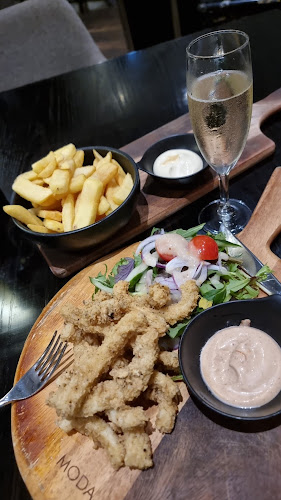 Comentarii opinii despre Motion Dining