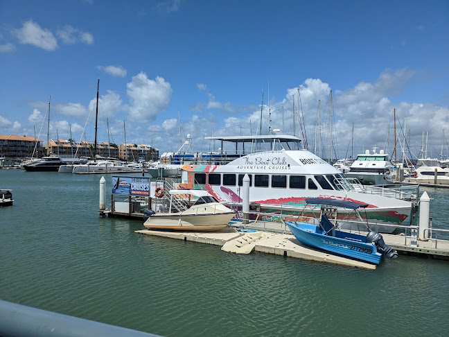 6 Buccaneer Dr, Urangan QLD 4655