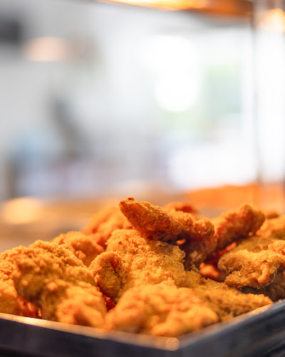 Coolum Coastal Chicken - Hospitality and gastronomy