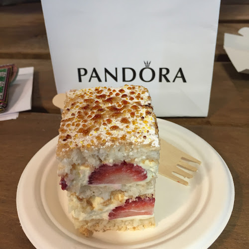 Lorraine's Patisserie