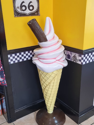 Comentarii opinii despre Dynasty's Rockabilly